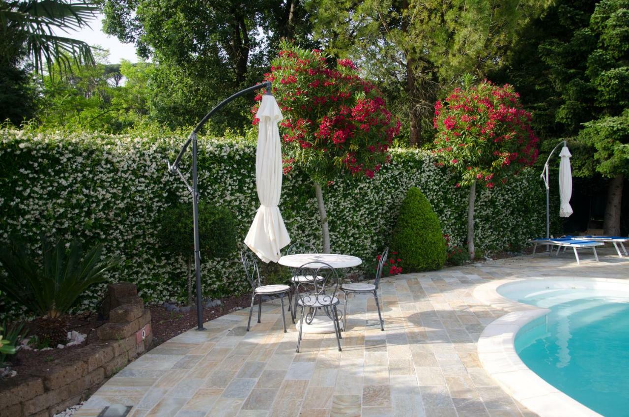 Bed and Breakfast La Coccinella Єзі Екстер'єр фото